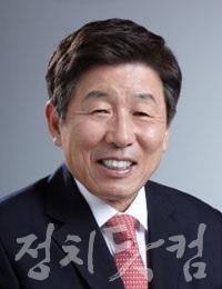 유인태 국회 사무총장.jpg