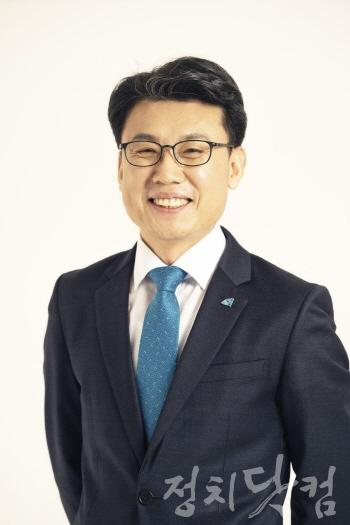 진성준 의원.jpg