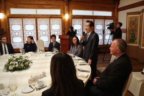 국회의장, 세계각국 한국계 정치인들 초청 오찬