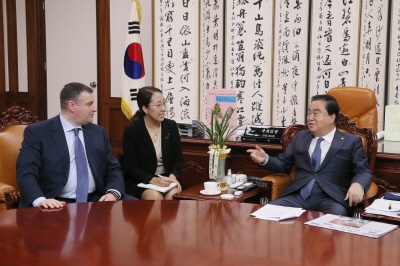 국회의장, 레오니드 에두아르도비치 슬루츠키 러시아 하원 외교위원장 접견